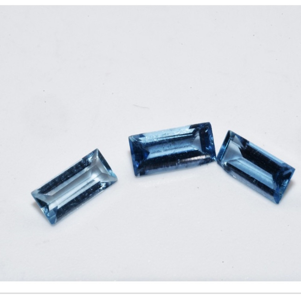 Natural Baguette Cut Blue Aquamarine